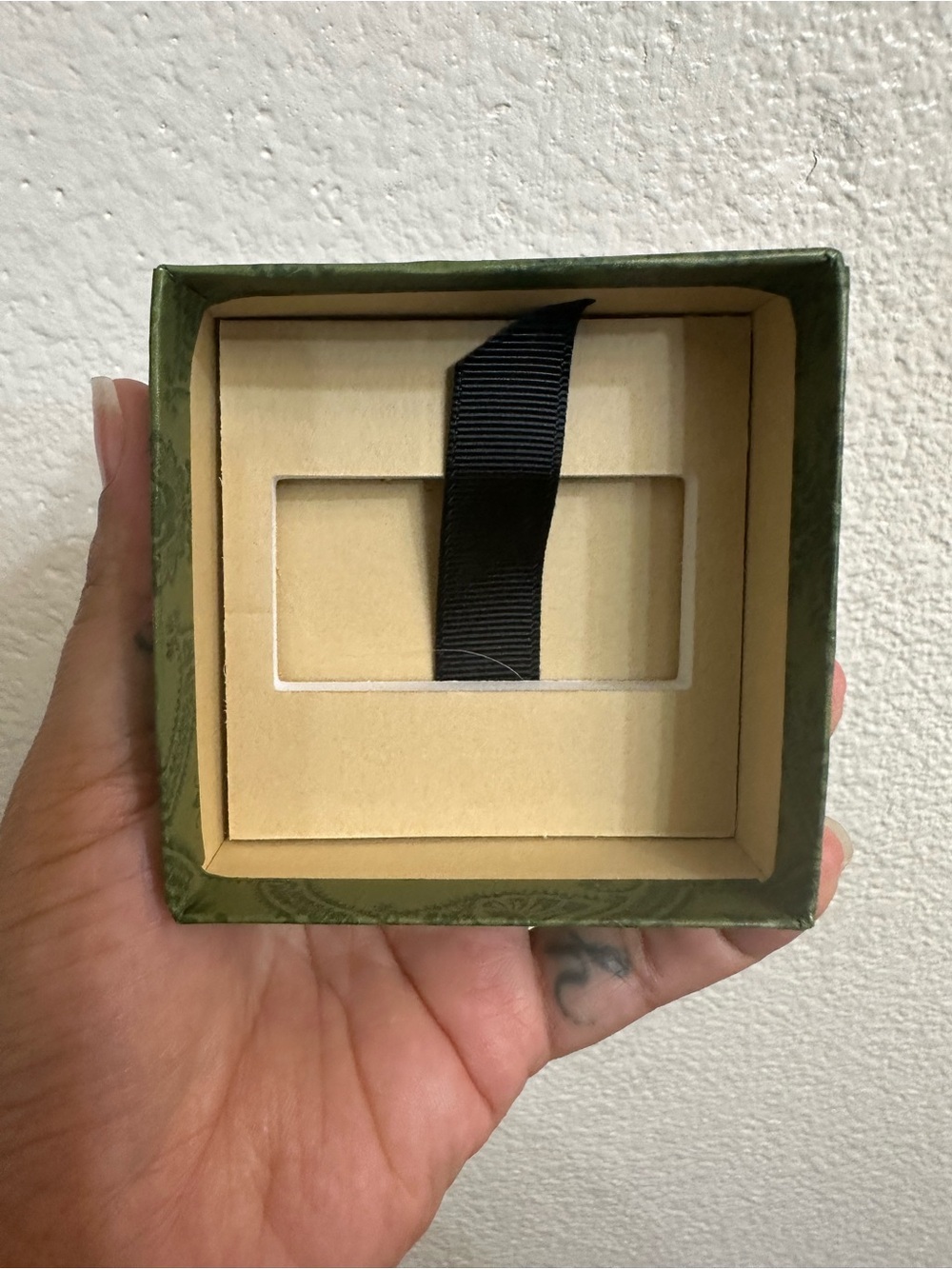 Gucci Box - Picture 3 of 3